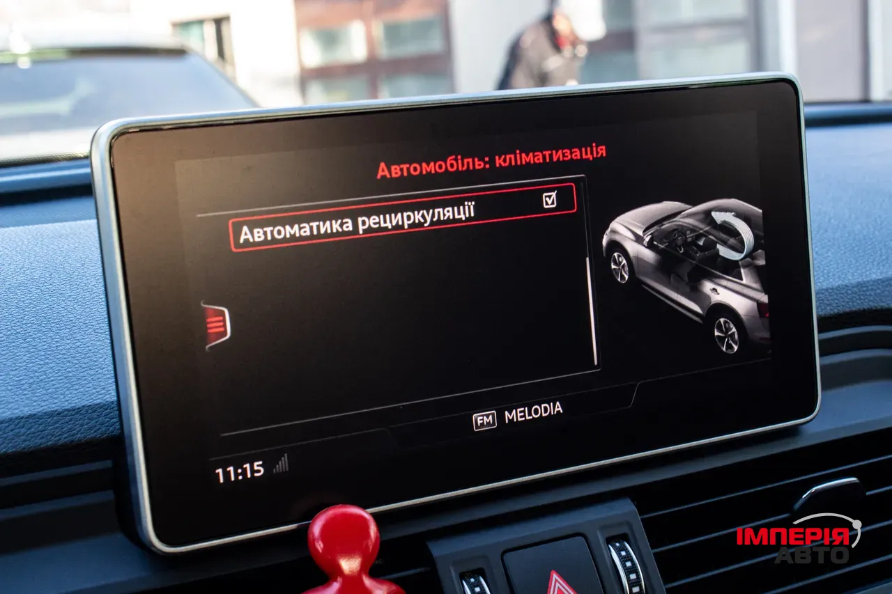 Audi Q5 - фото 15