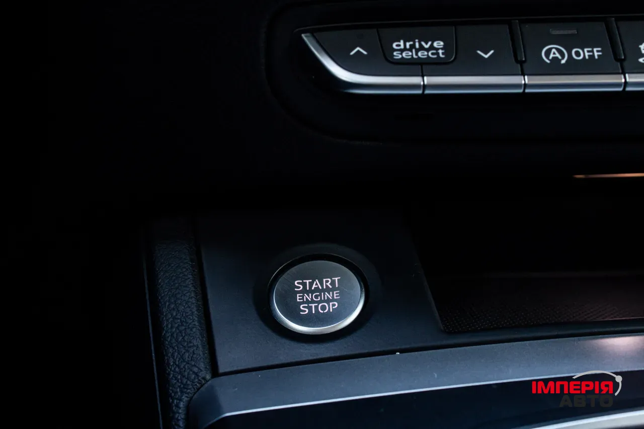 Audi Q5 - фото 18