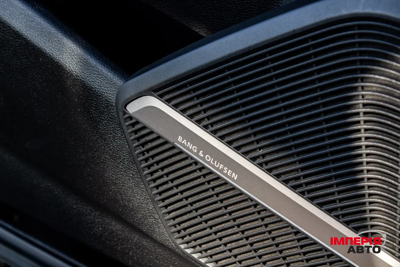 Audi Q5 - фото 26