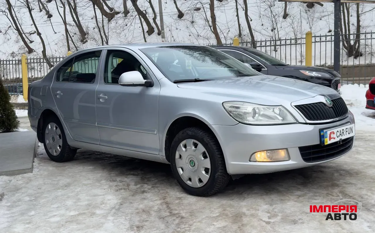 Skoda Octavia - фото 3