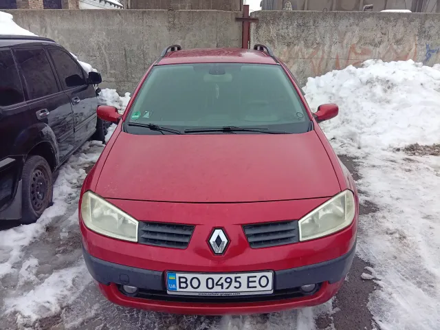 Renault Megane - фото 1