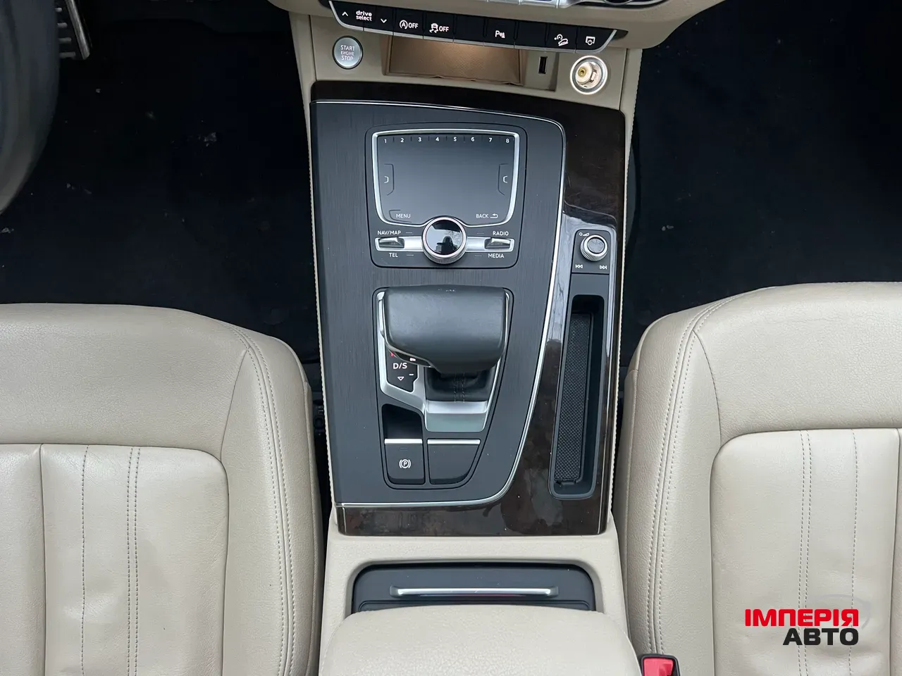 Audi Q5 - фото 30