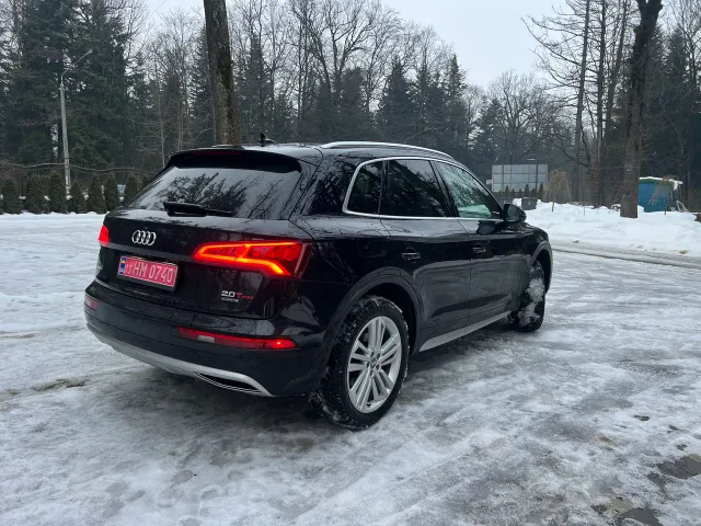 Audi Q5 - фото 3