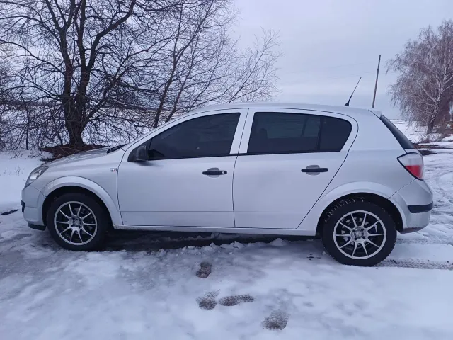 Opel Astra - фото 5
