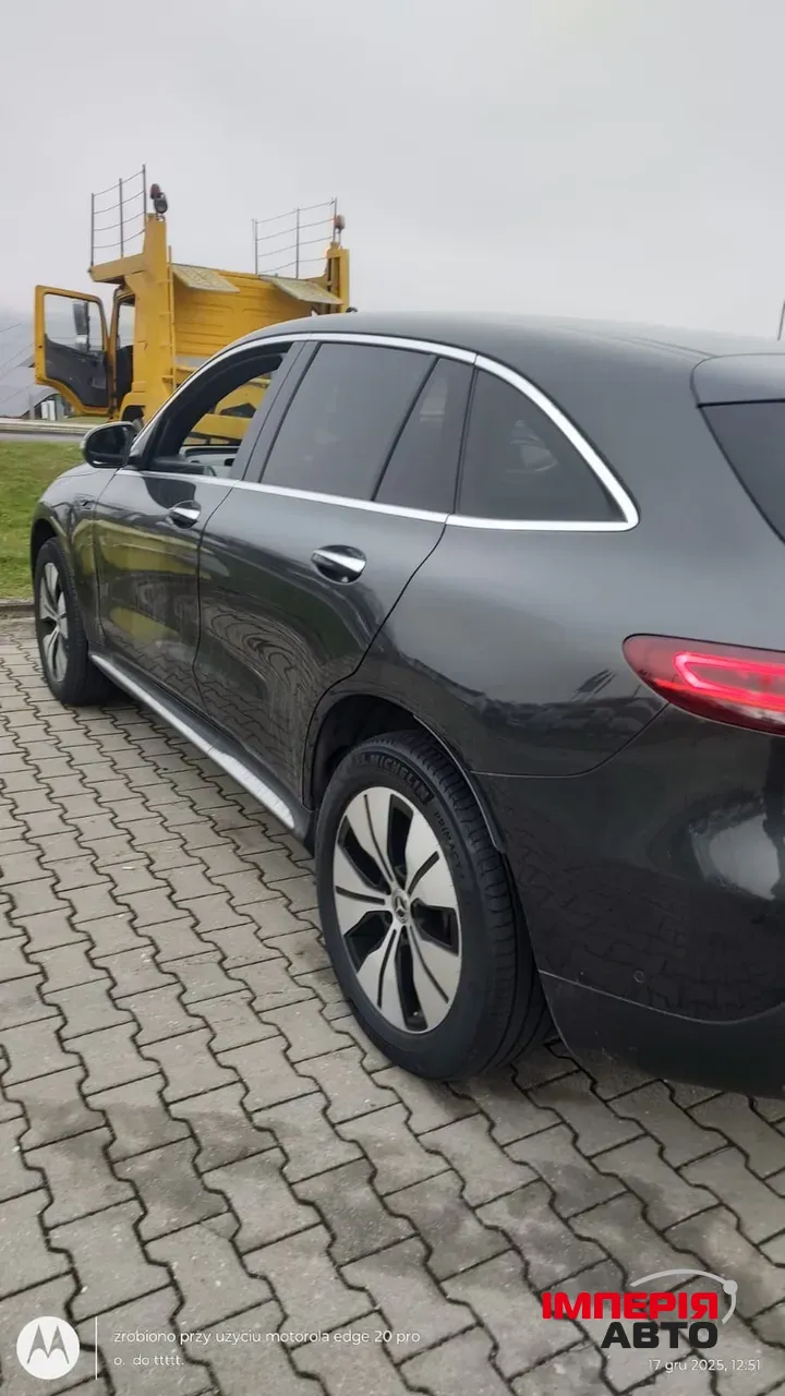 Mercedes-Benz EQC - фото 5