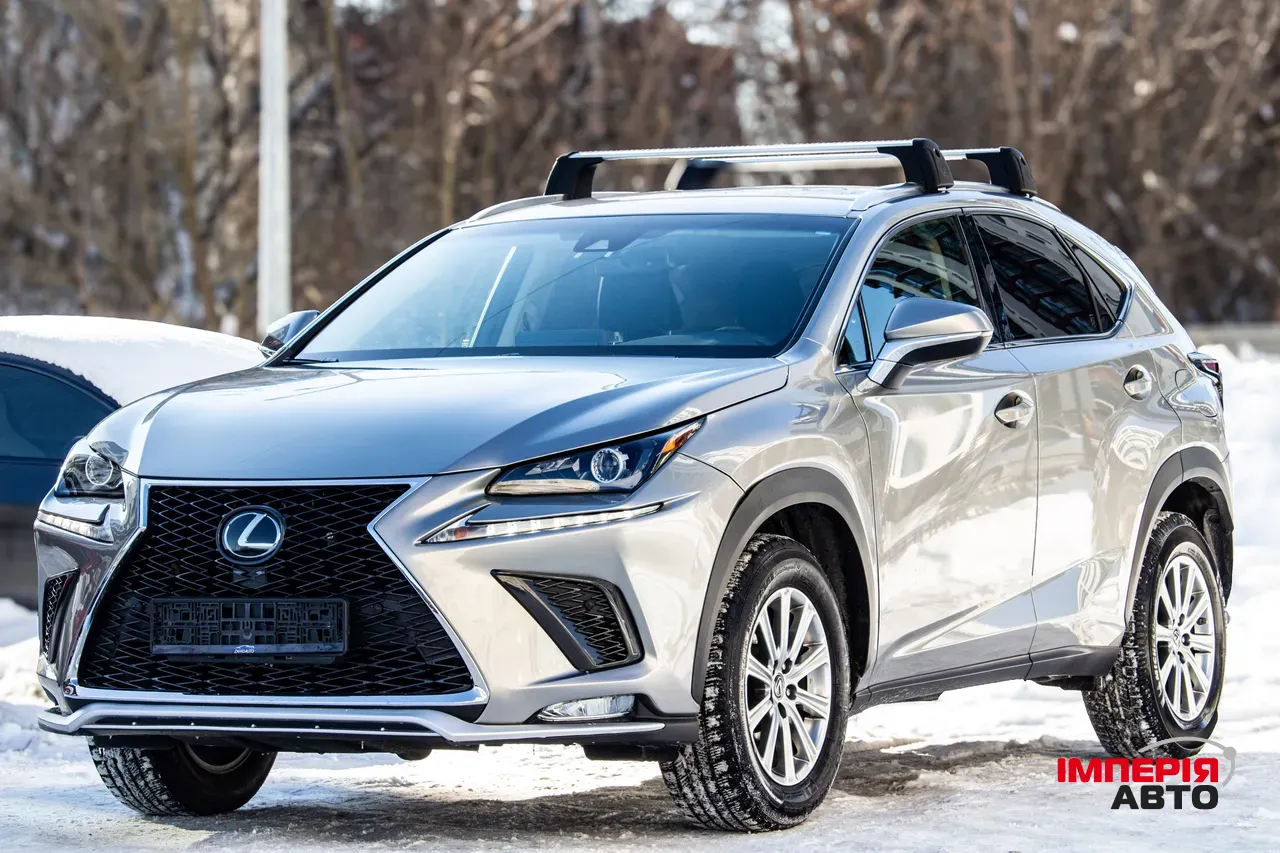 Lexus NX - фото 5