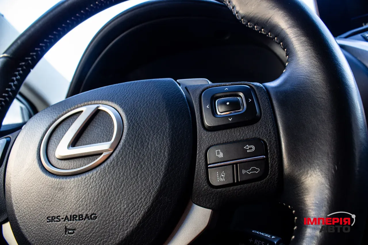 Lexus NX - фото 44