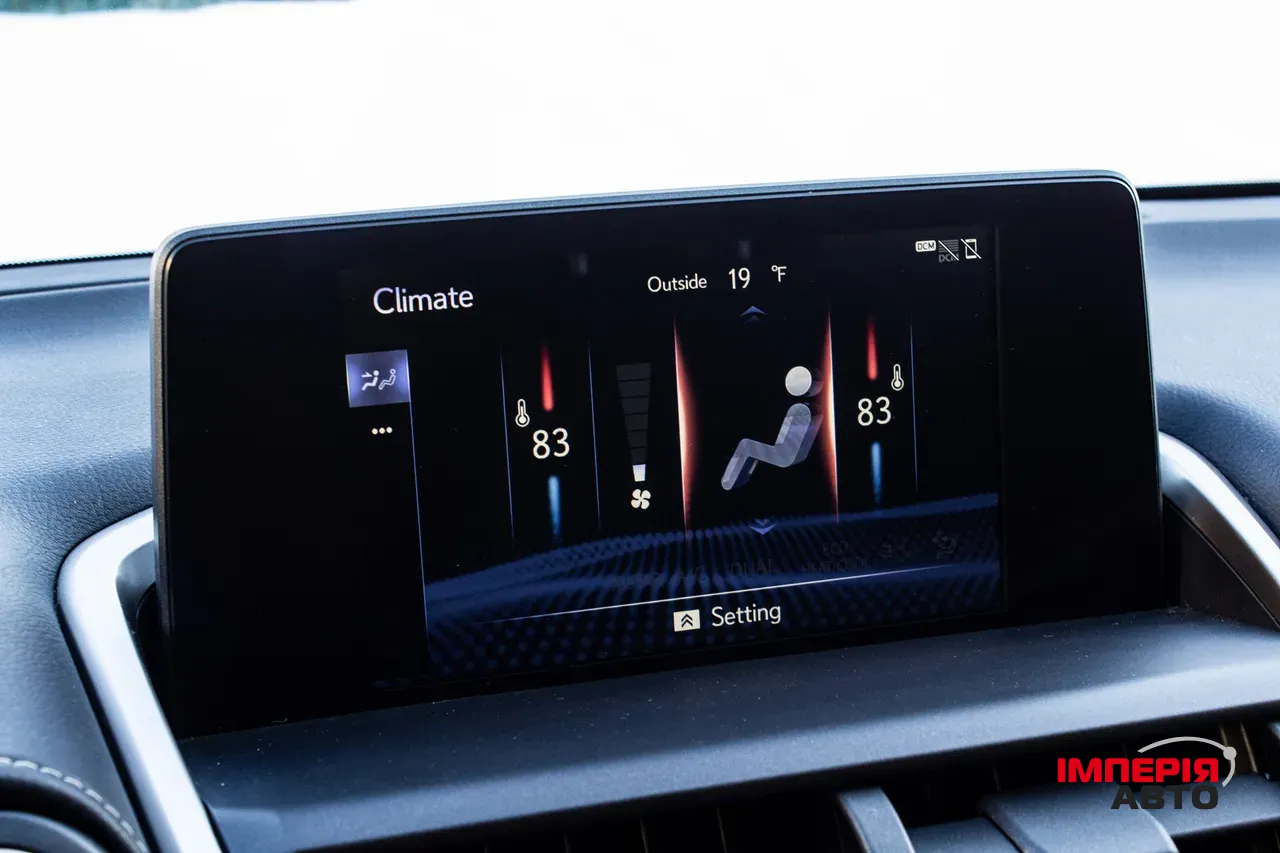 Lexus NX - фото 50