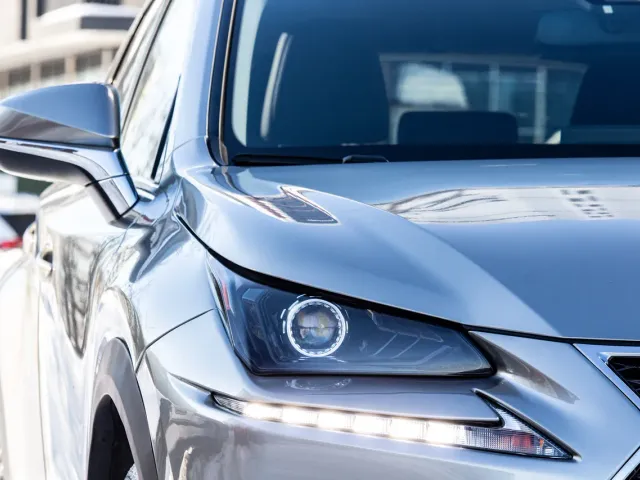 Lexus NX - фото 2