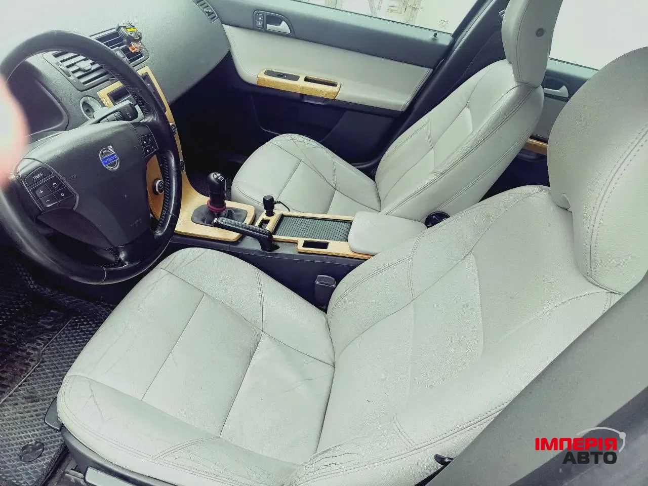 Volvo V50 - фото 3