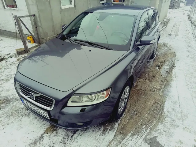 Volvo V50 - фото 4