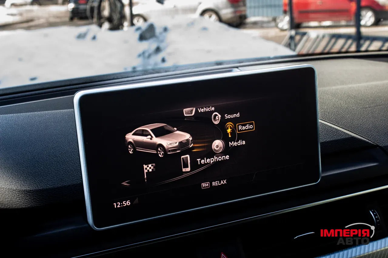 Audi A4 - фото 43