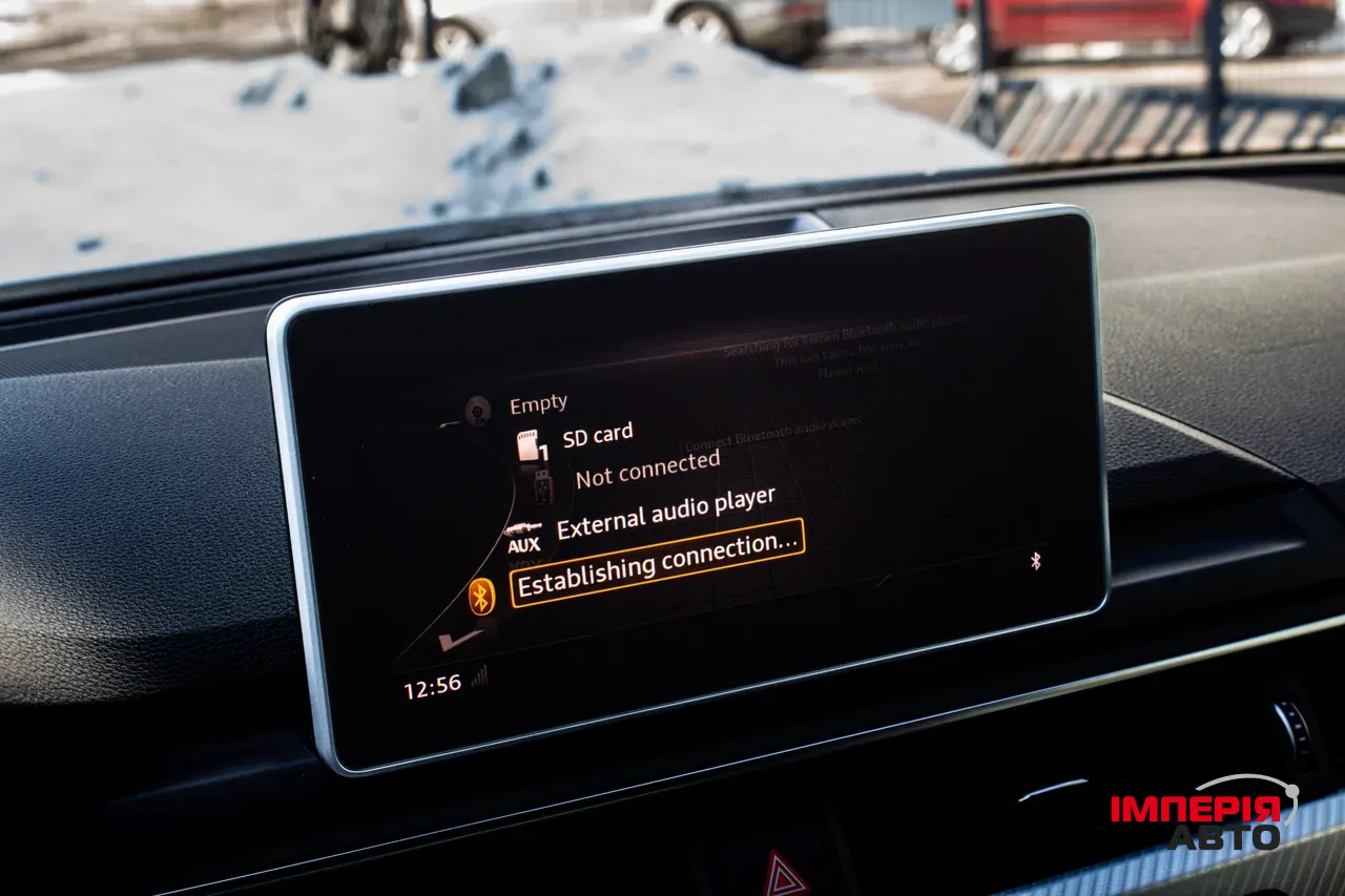 Audi A4 - фото 45