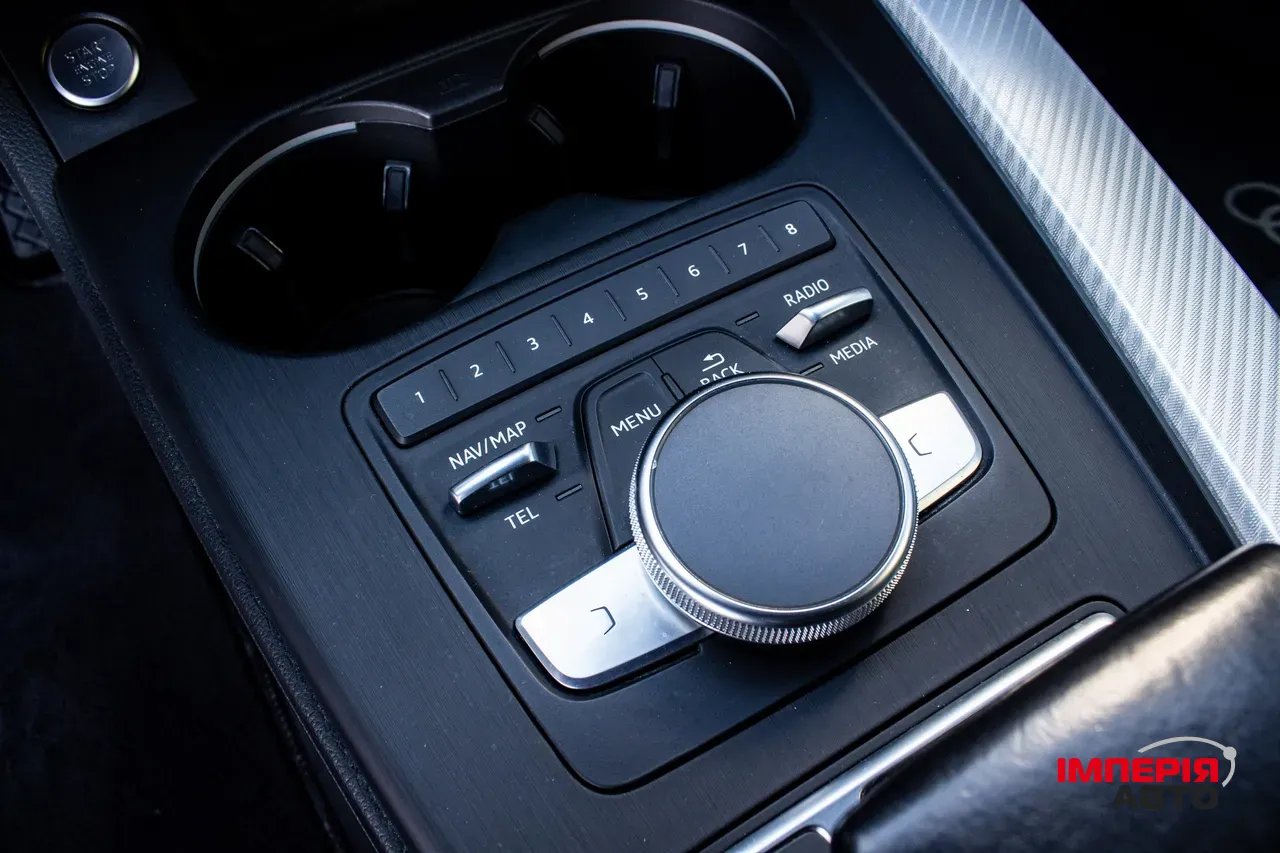 Audi A4 - фото 37