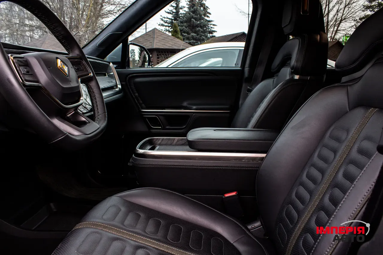 Rivian R1T - фото 85