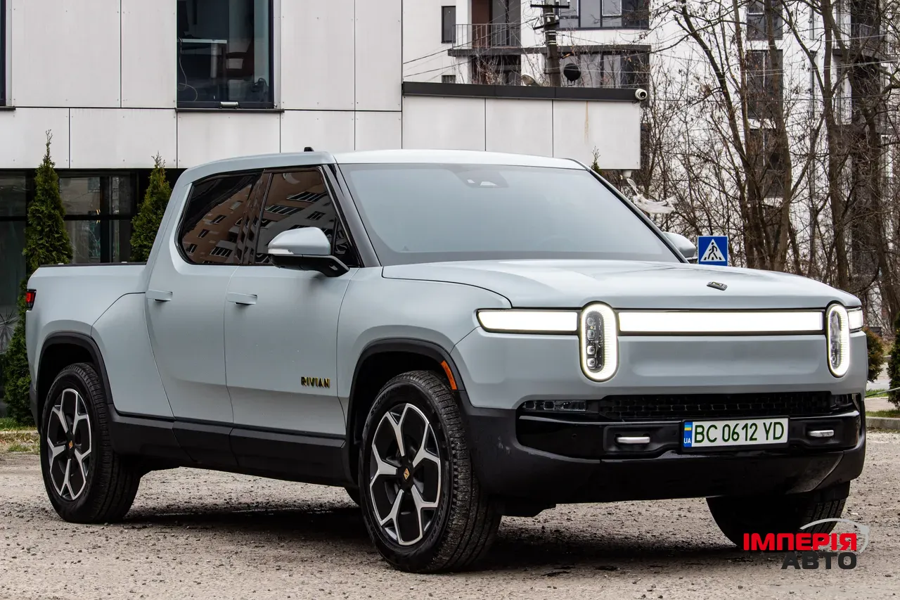 Rivian R1T - фото 39
