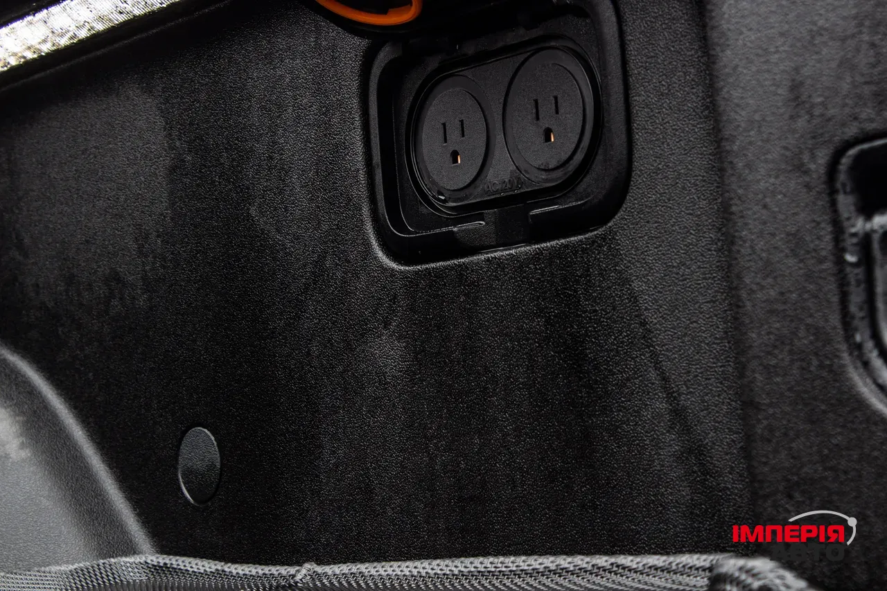 Rivian R1T - фото 5