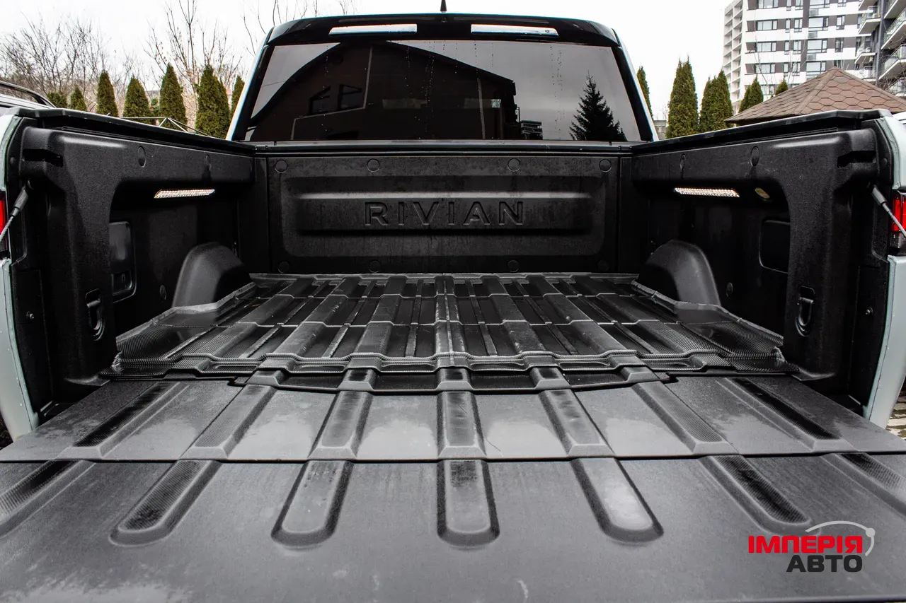 Rivian R1T - фото 68