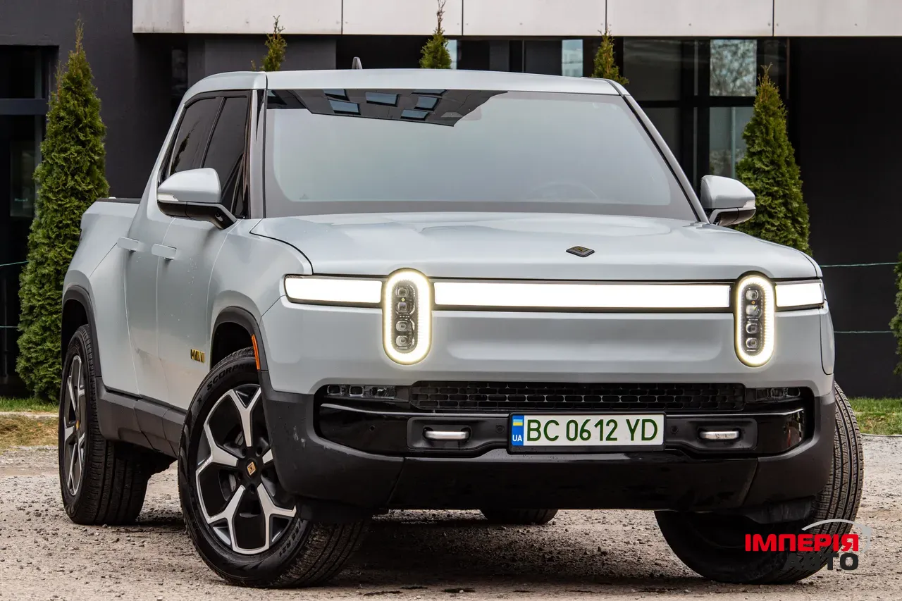 Rivian R1T - фото 51