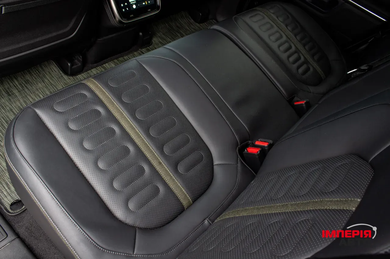 Rivian R1T - фото 65