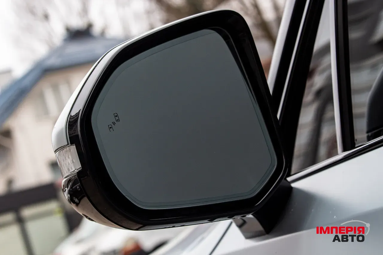 Rivian R1T - фото 71