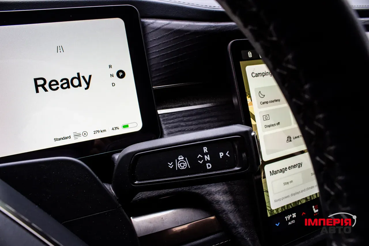 Rivian R1T - фото 33