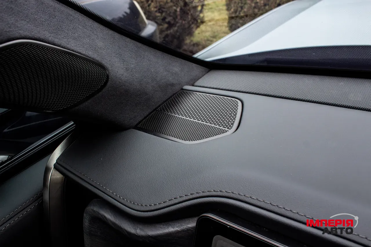 Rivian R1T - фото 13