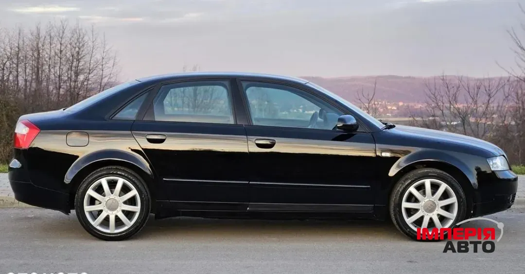 Audi A4 - фото 4