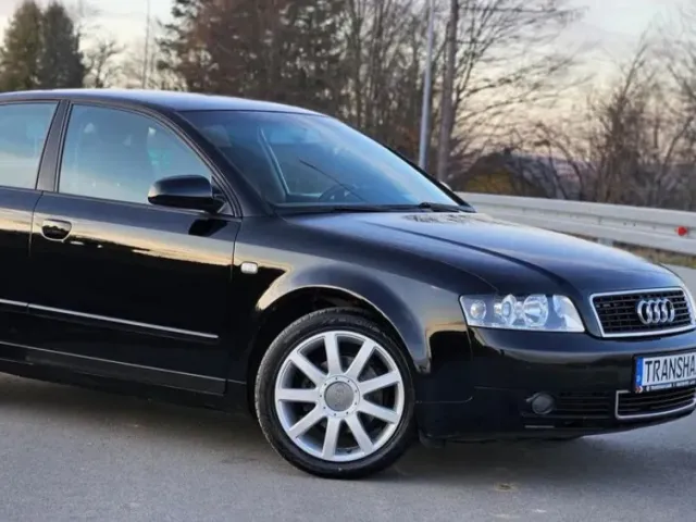 Audi A4 - фото 3