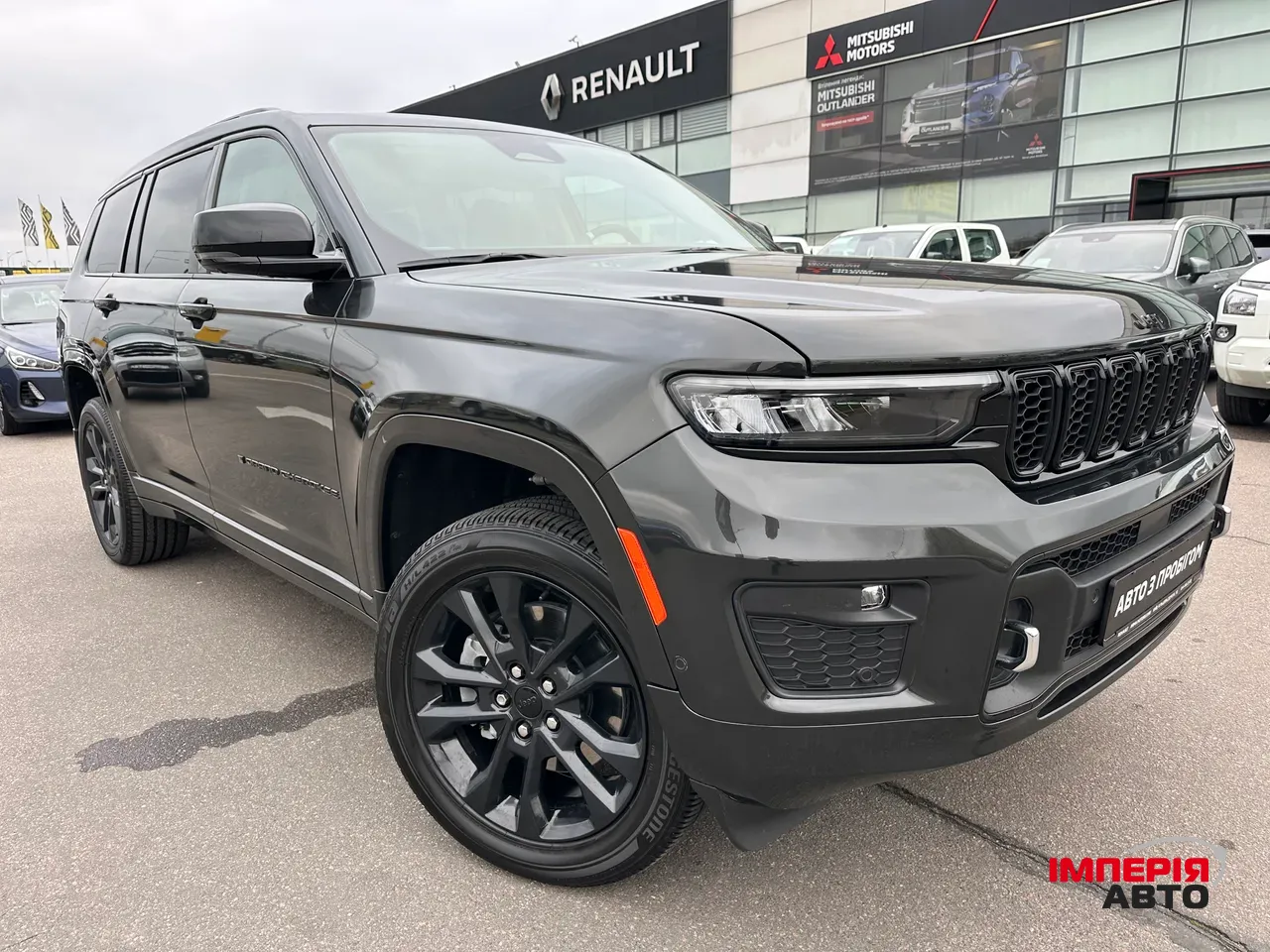 Jeep Grand Cherokee - фото 1