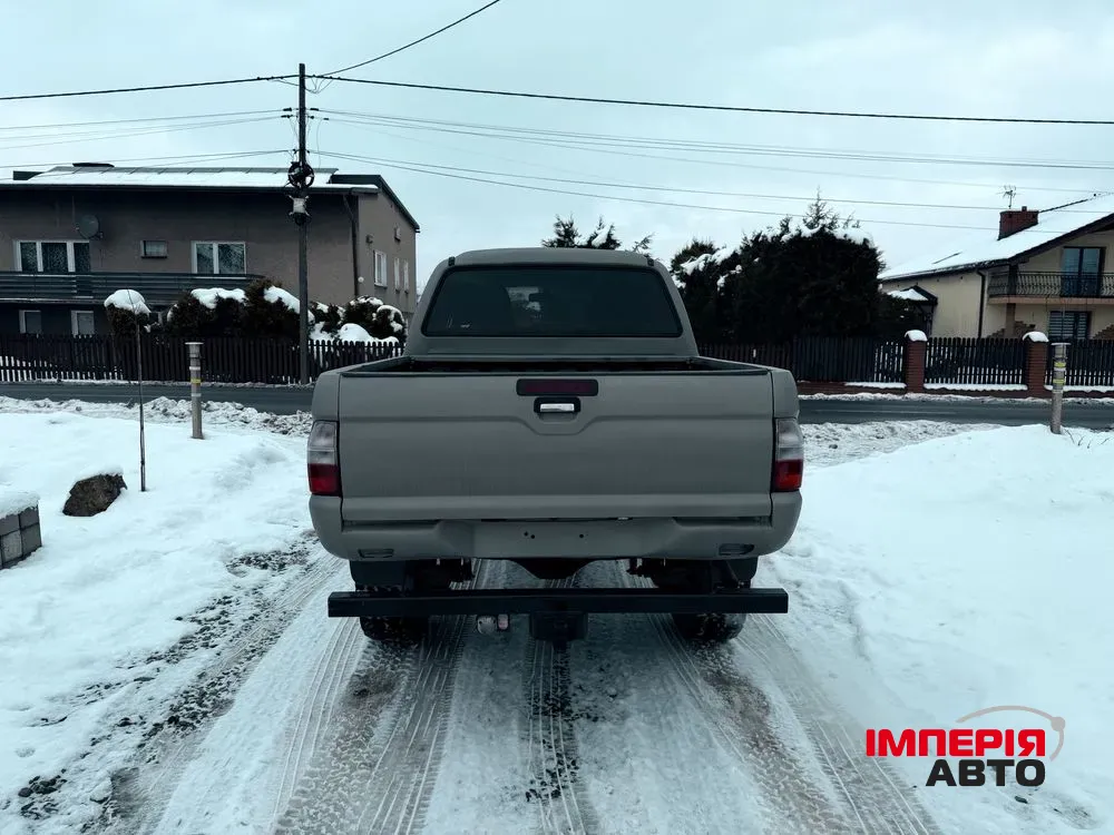 Mitsubishi L200 - фото 6