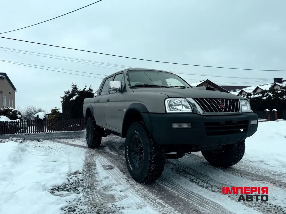 Mitsubishi L200 - фото 2
