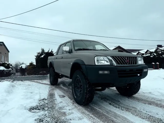 Mitsubishi L200 - фото 2