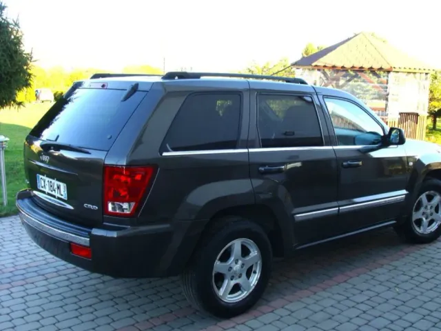 Jeep Grand Cherokee - фото 4