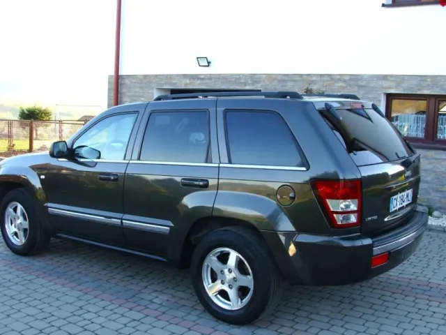 Jeep Grand Cherokee - фото 3