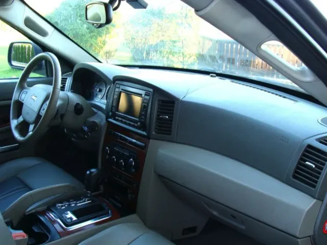 Jeep Grand Cherokee - фото 5