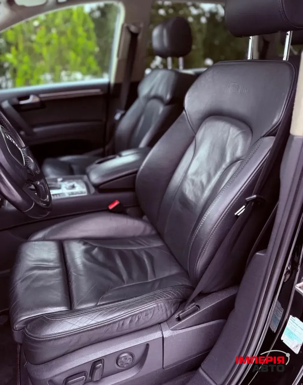 Audi Q7 - фото 9