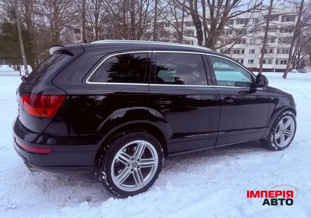 Audi Q7 - фото 3