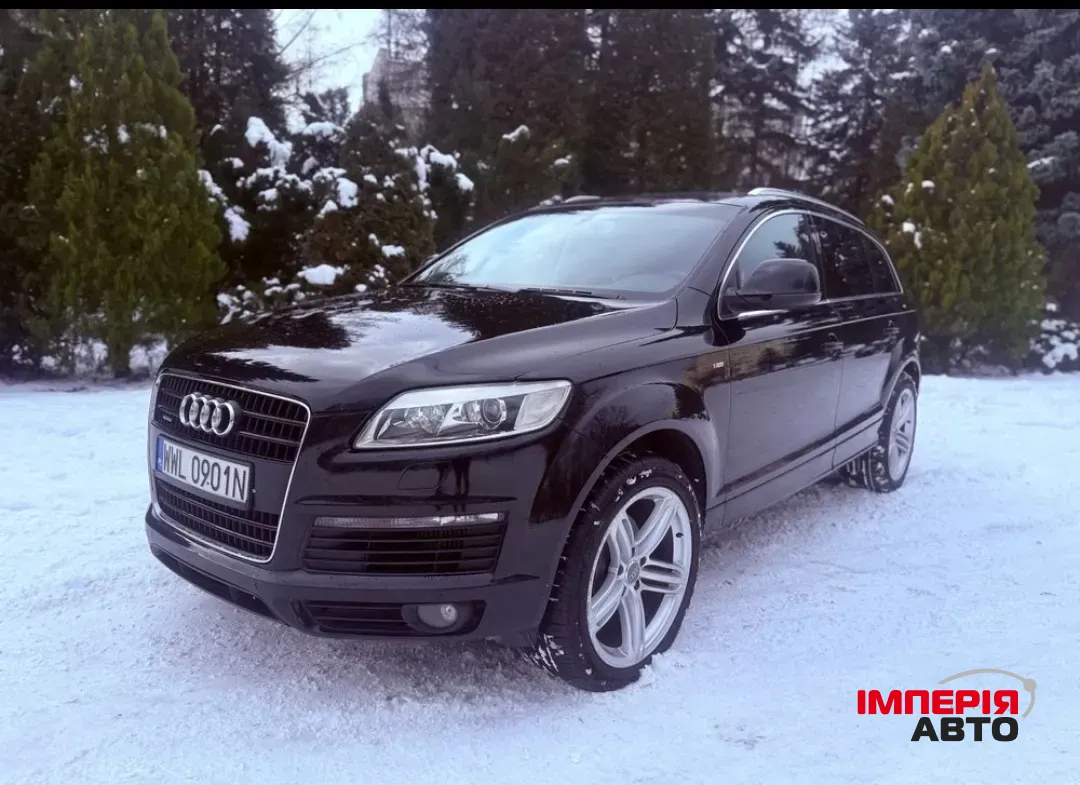 Audi Q7 - фото 1