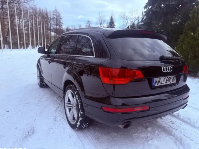 Audi Q7 - фото 4
