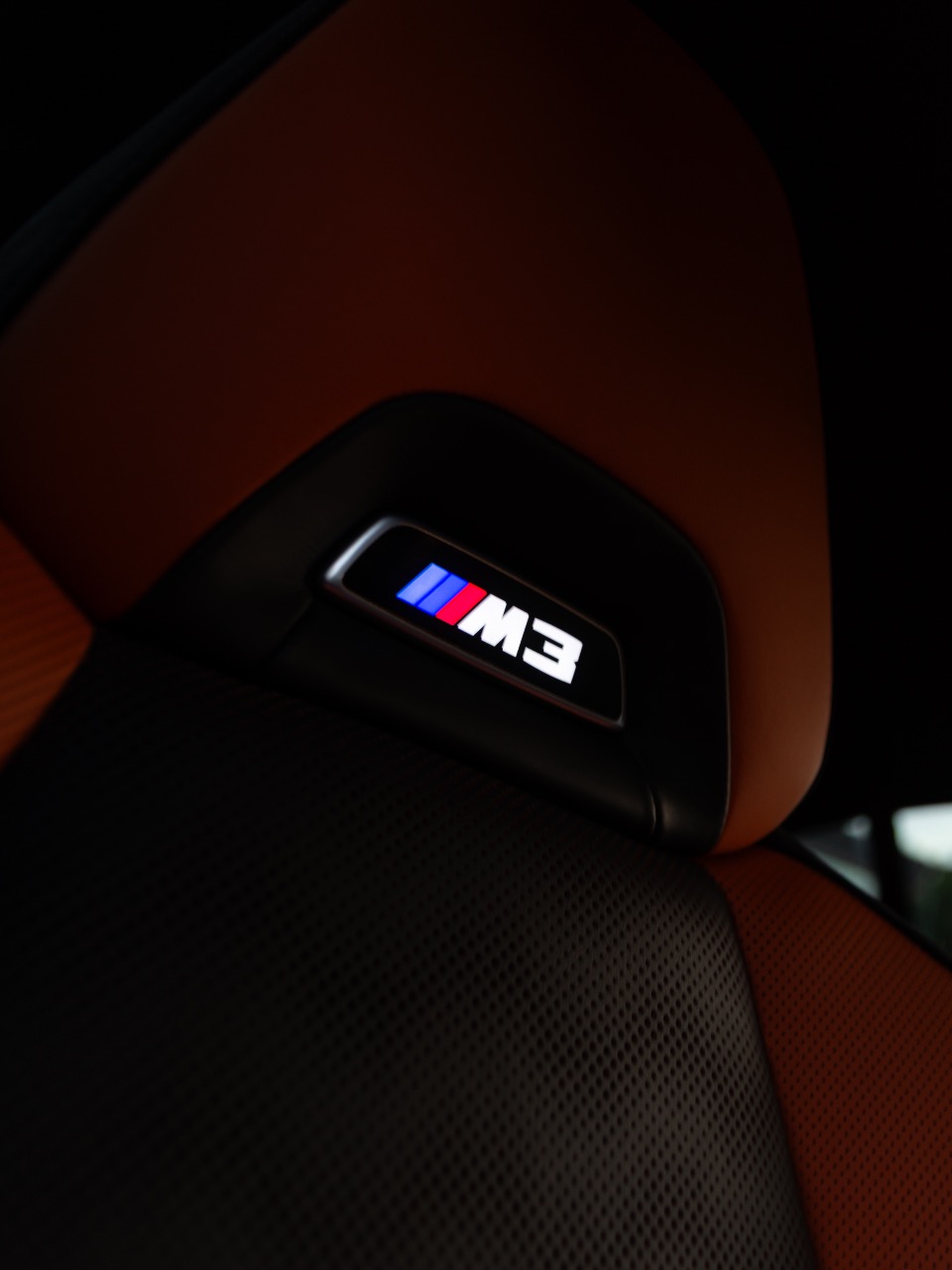 BMW M3 - фото 8