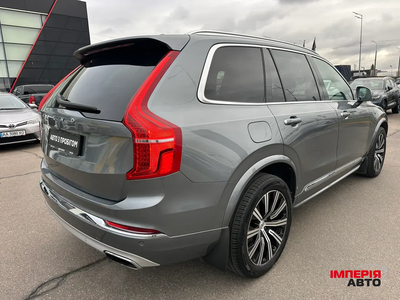 Volvo XC90 - фото 7