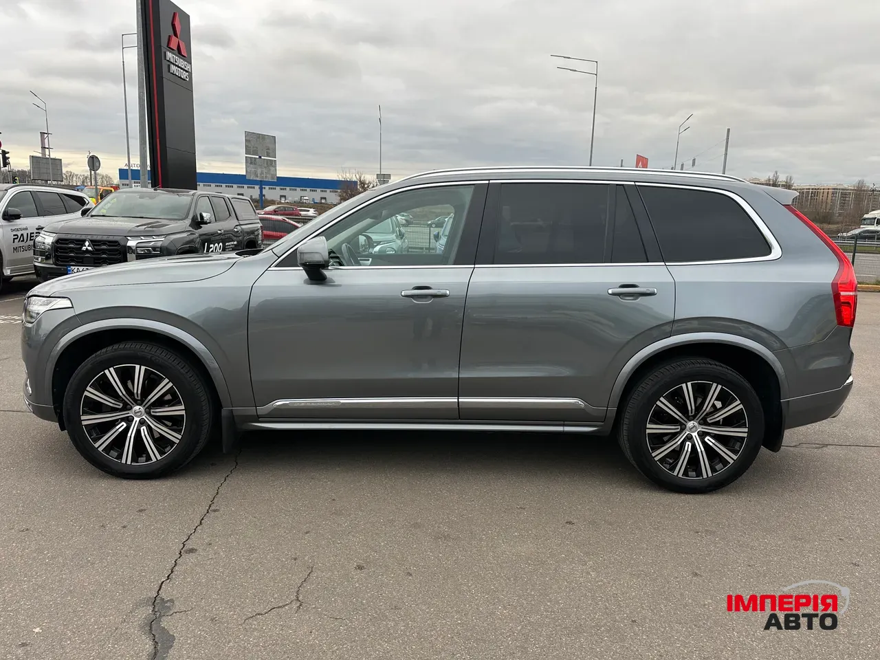 Volvo XC90 - фото 4