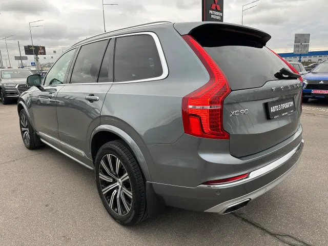 Volvo XC90 - фото 5