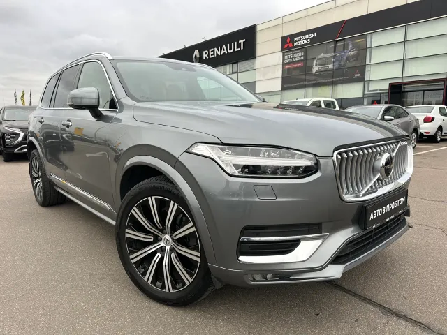 Volvo XC90 - фото 1
