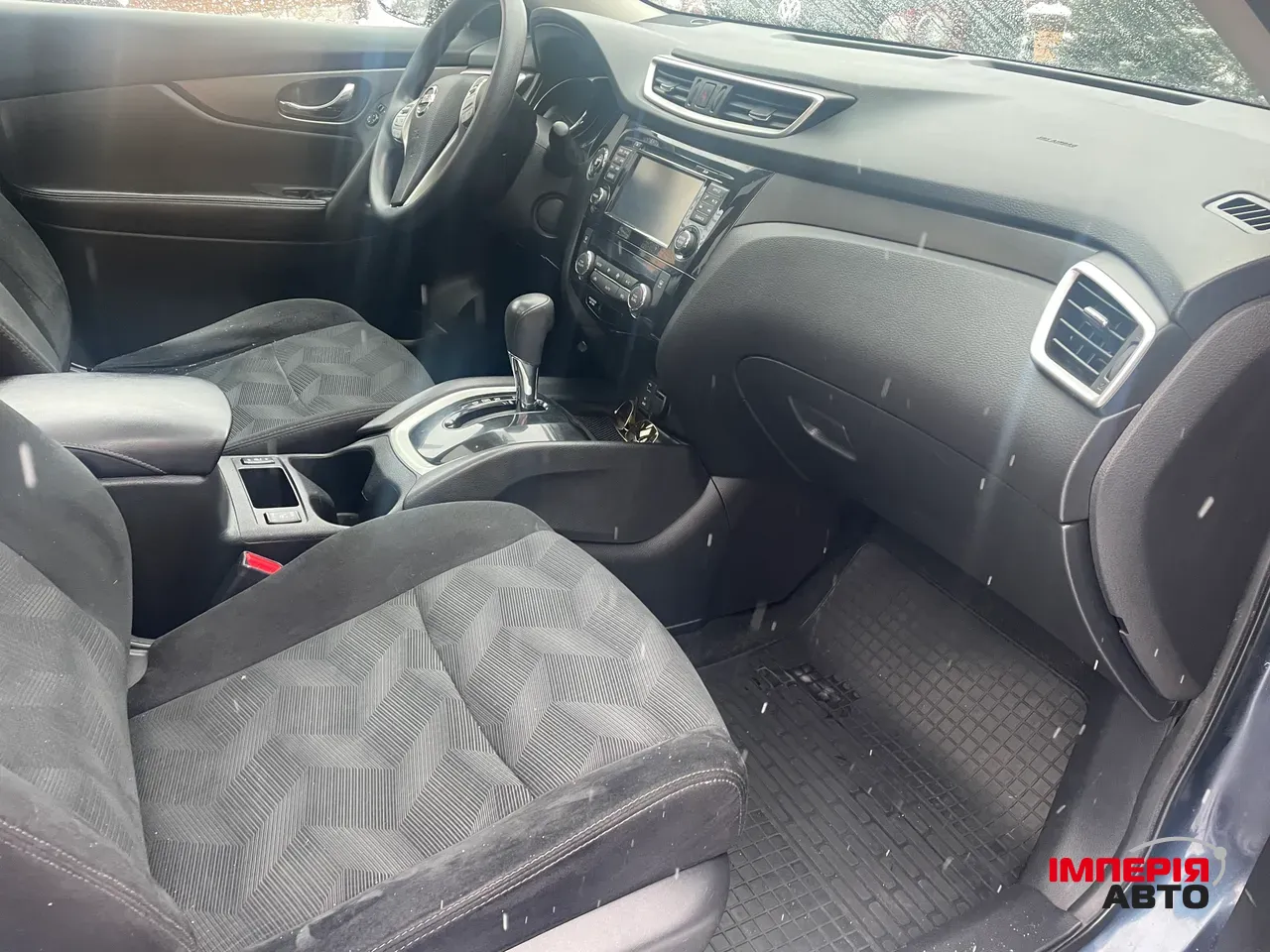 Nissan Rogue - фото 18