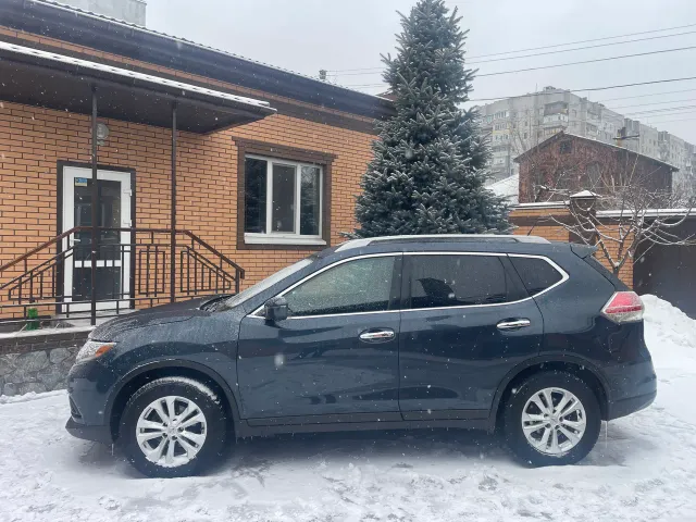 Nissan Rogue - фото 1