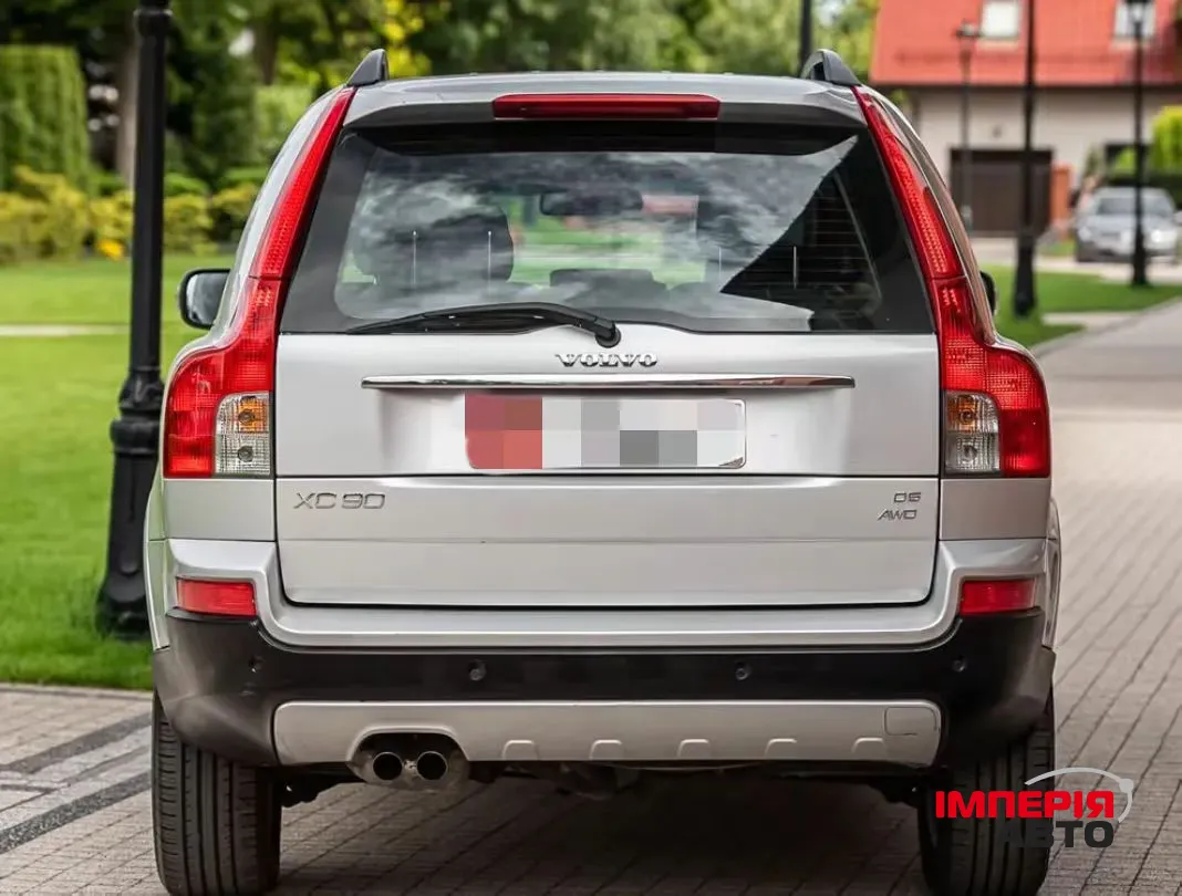 Volvo XC90 - фото 4