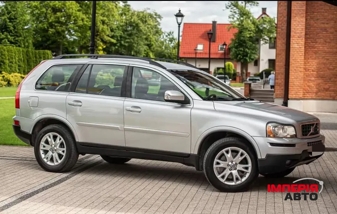 Volvo XC90 - фото 11