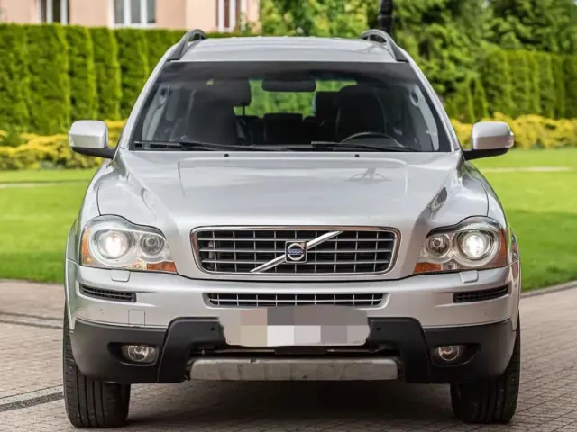Volvo XC90 - фото 3
